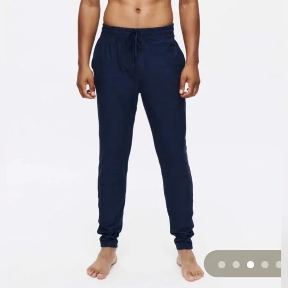 Outdoor Voices Men's Cloudknit Slim Navy Sweatpants Joggers - Picture 5 of 9